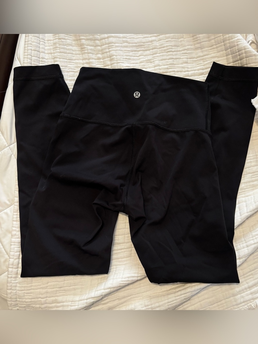 lululemon black leggings size 4 
25””length